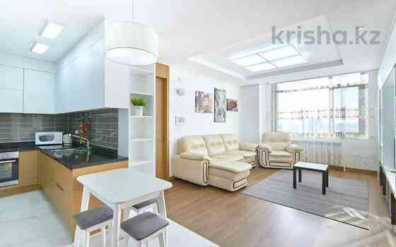 3-комнатная квартира, 100 м², 15/21 этаж посуточно, Кабанбай батыра 43А — Орынбор Astana
