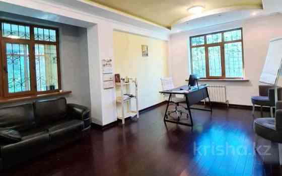 6-комнатный дом помесячно, 315 м², 6 сот., мкр Каменское плато, Кербулакская — Оспанова Алматы