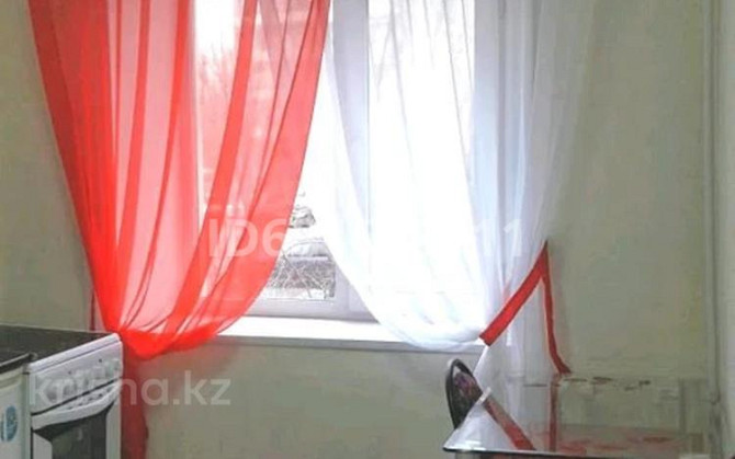 1-комнатная квартира, 32 м², 2/5 этаж посуточно, Мира 112/2 — Самрук, Аян пассаж. Temirtau - photo 4