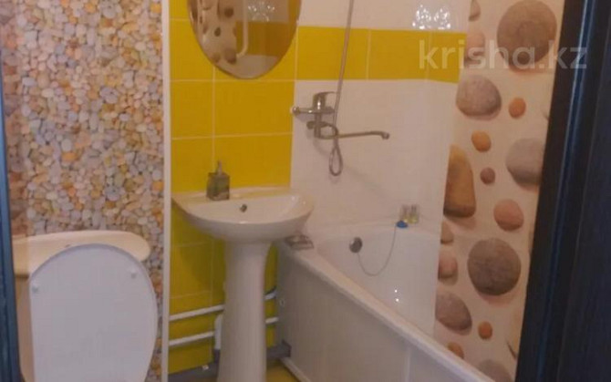 1-комнатная квартира, 35 м², 1/6 этаж посуточно, Жастар 20 — Утепова Усть-Каменогорск - изображение 6