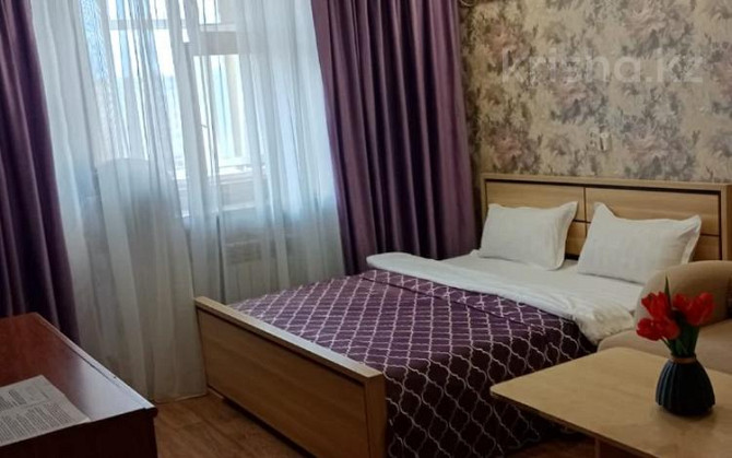 2-комнатная квартира, 50 м², 8/9 этаж посуточно, Абилкаир хана 67 — Центральный Стадион Актобе - изображение 1