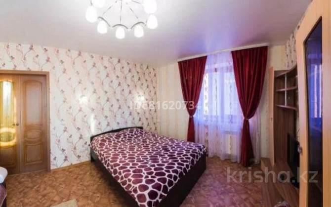 2-комнатная квартира, 71 м², 2/6 этаж посуточно, Курмангалиева Уральск - изображение 2