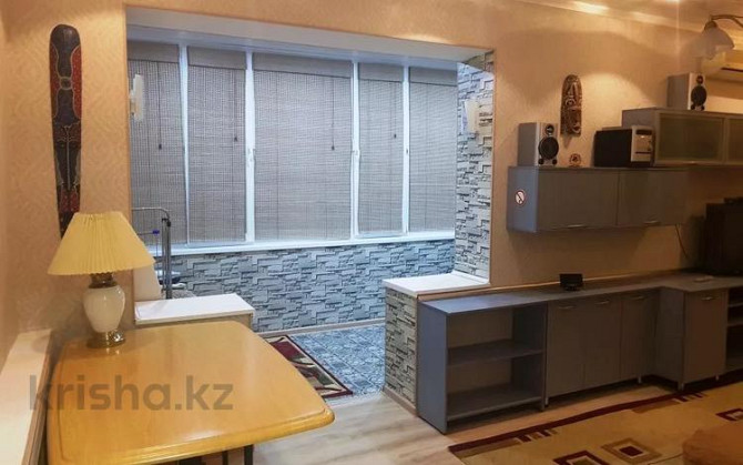 1-комнатная квартира, 35 м², 5/5 этаж посуточно, 11-й мкр 28 Актау - изображение 1