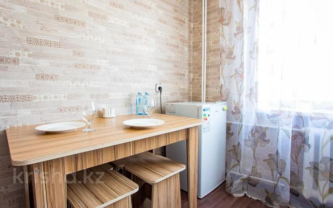 1-комнатная квартира, 45 м², 2/3 этаж посуточно, Алтынсарина 110 Костанай - изображение 7