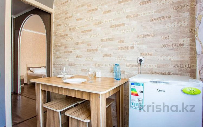1-комнатная квартира, 45 м², 2/3 этаж посуточно, Алтынсарина 110 Костанай - изображение 8