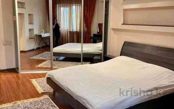 3-комнатная квартира, 140 м², 7/18 этаж посуточно, Курмангазы — Курмангазы-Муканова Алматы