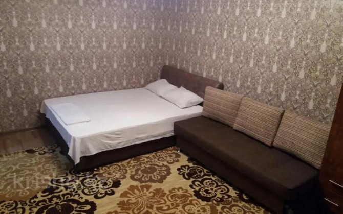 1-комнатная квартира, 32 м², 4/4 этаж посуточно, проспект Тауке хана 4 Шымкент - изображение 7