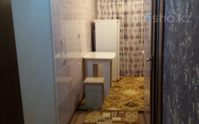 1-комнатная квартира, 32 м², 4/4 этаж посуточно, проспект Тауке хана 4 Шымкент - изображение 4