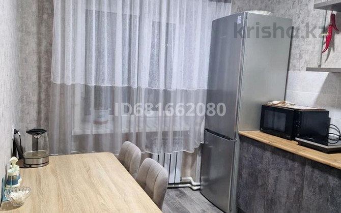 2-комнатная квартира, 44 м², 1/9 этаж посуточно, проспект Республики 59 Темиртау - изображение 8
