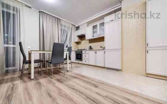 3-комнатная квартира, 115 м², 9 этаж посуточно, Навои 62 — Жандосова Алматы