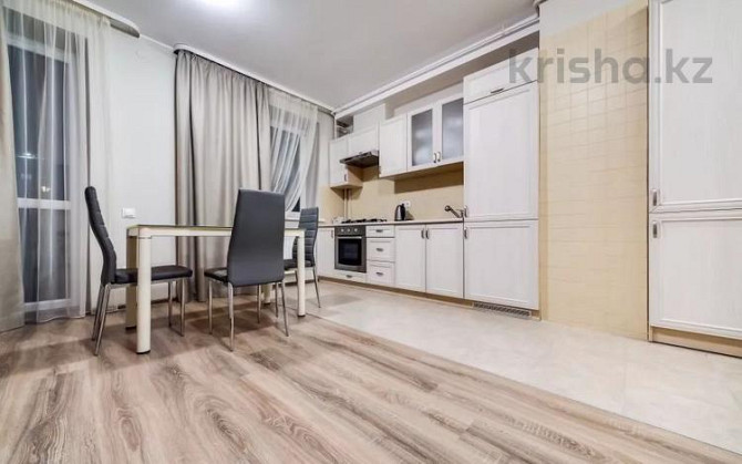 3-комнатная квартира, 115 м², 9 этаж посуточно, Навои 62 — Жандосова Алматы - изображение 4