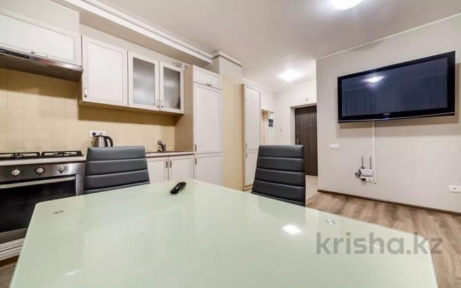 3-комнатная квартира, 115 м², 9 этаж посуточно, Навои 62 — Жандосова Алматы - изображение 5