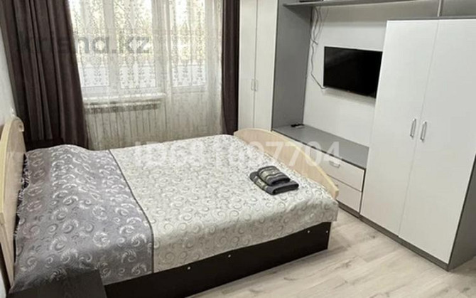 1-комнатная квартира, 35 м², 2/5 этаж посуточно, Авангард, 4 микрорайон 8 — Роддом Atyrau - photo 4