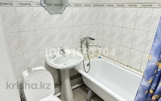 1-комнатная квартира, 35 м², 2/5 этаж посуточно, Авангард, 4 микрорайон 8 — Роддом Atyrau - photo 8