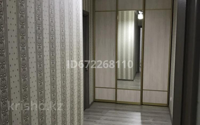 2-комнатная квартира, 68 м², 9/10 этаж помесячно, мкр Нурсая 15 Атырау - изображение 4