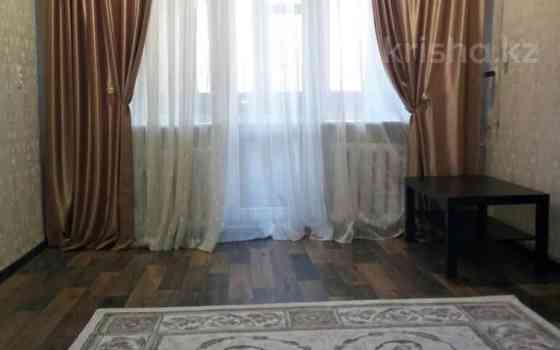2-комнатная квартира, 45 м², 2/5 этаж посуточно, Комиссарова 26 — Сити Молл Караганда