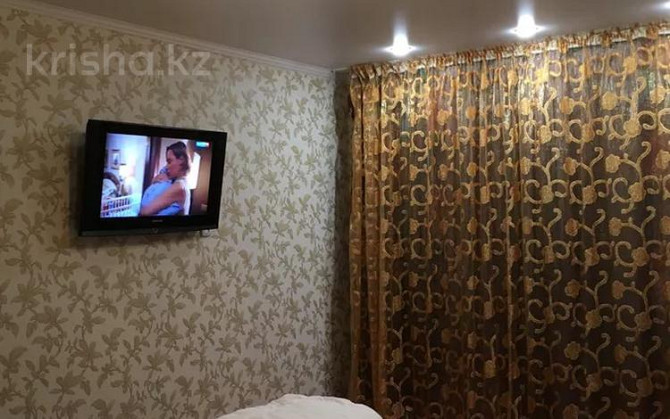 1-комнатная квартира, 38 м², 5/10 этаж посуточно, Чокина 42 Павлодар - изображение 1