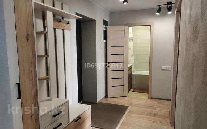 2-комнатная квартира, 45 м², 6/9 этаж посуточно, Пушкина 100 Семей - изображение 5