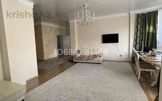 5-комнатный дом помесячно, 290 м², 6 сот., мкр Шугыла Алматы