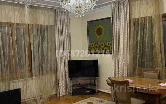 6-комнатный дом помесячно, 220 м², 15 сот., Максимова 22 — Трофимова Алматы