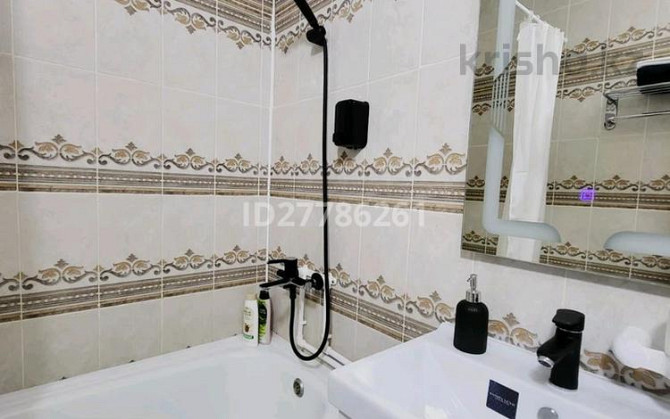 1-комнатная квартира, 50 м², 2/5 этаж посуточно, Нурсая мкр 69 — Бейбарыс Атырау - изображение 2