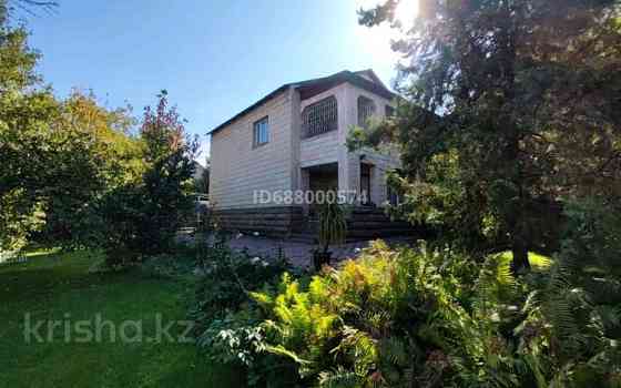 6-комнатный дом помесячно, 310 м², 10 сот., мкр Алмас Алматы