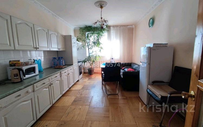 6-комнатный дом помесячно, 310 м², 10 сот., мкр Алмас Алматы - изображение 4