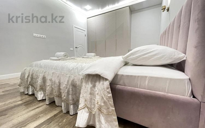 2-комнатная квартира, 60 м², 9/10 этаж посуточно, Туран 46/6 — Ботанический сад. Астана Арена Астана - изображение 4