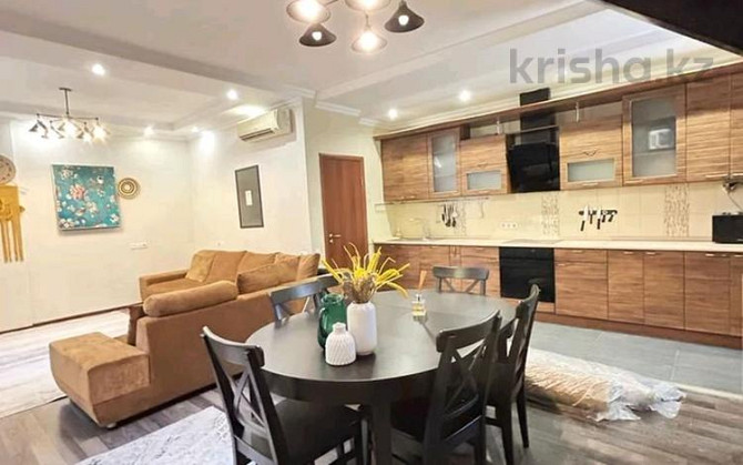 5-комнатный дом помесячно, 240 м², 5 сот., Ходжанова — проспект Аль-Фараби Almaty - изображение 1