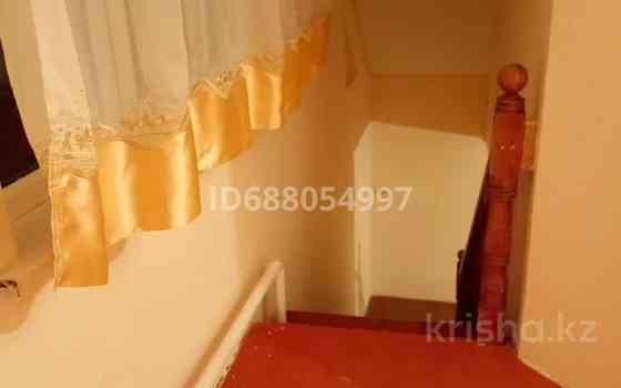 6-комнатный дом помесячно, 120 м², 6 сот., мкр Айгерим-2 Алматы
