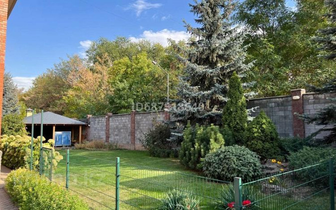 6-комнатный дом помесячно, 300 м², 12 сот., Альфараби — Ходжанова Алматы - изображение 1