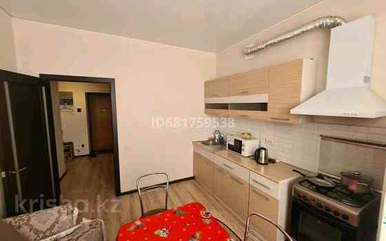 1-комнатная квартира, 50 м², 9/9 этаж посуточно, Алии Молдагуловой 30б — Ал/молдагулова Актобе