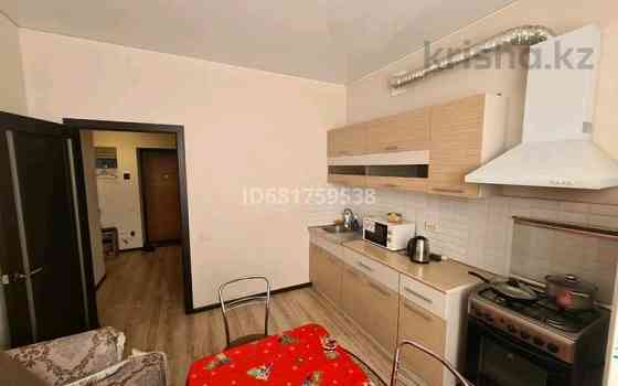 1-комнатная квартира, 50 м², 9/9 этаж посуточно, Алии Молдагуловой 30б — Ал/молдагулова Актобе
