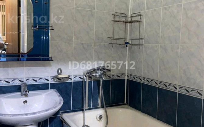 2-комнатная квартира, 100 м², 3/5 этаж посуточно, Желтоксан — Байтурсынова Шымкент - изображение 2