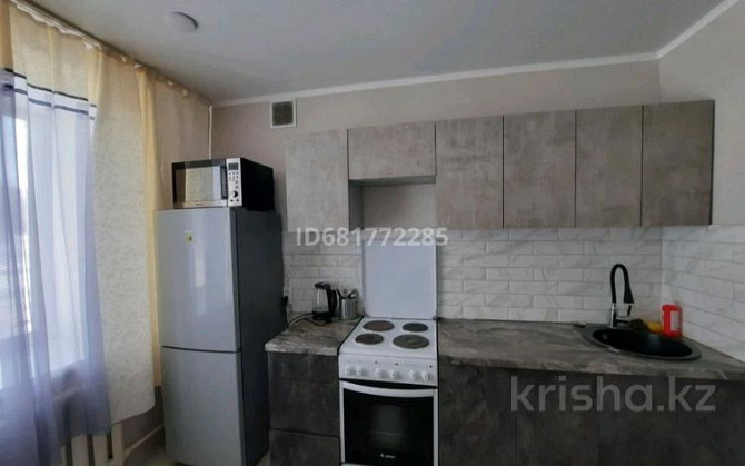 1-комнатная квартира, 50 м², 1/9 этаж посуточно, Сатпаева 14 — Сатпаева Усть-Каменогорск - изображение 4