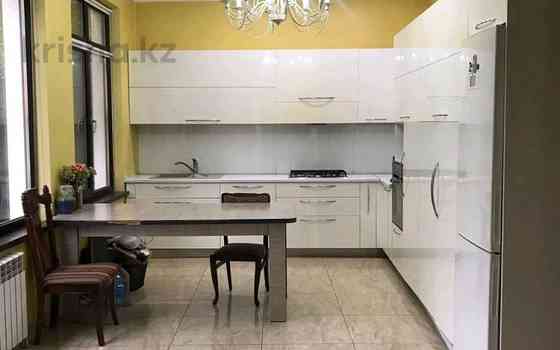 5-комнатный дом помесячно, 250 м², 12 сот., Ханов Керея и Жанибека 38А Алматы
