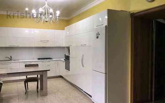 5-комнатный дом помесячно, 250 м², 12 сот., Ханов Керея и Жанибека 38А Алматы