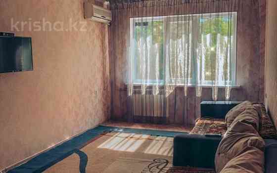 2-комнатная квартира, 50 м², 3/5 этаж посуточно, Чокана Валиханова Шымкент