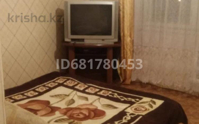1-комнатная квартира, 32.2 м², 4/5 этаж посуточно, мкр Юго-Восток, Дюсембекова 65 — Автоцентра Орбит Karagandy - photo 1