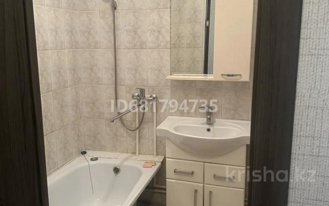 2-комнатная квартира, 67 м², 8/9 этаж посуточно, мкр Юго-Восток 27 — Возле парк победы, магазин 12 м Karagandy - photo 4