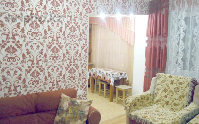 2-комнатная квартира, 65 м², 2/5 этаж посуточно, Ауэзова 38 — Байтурсынова Семей - изображение 4