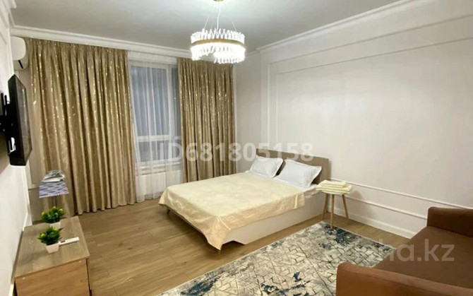 1-комнатная квартира, 54 м², 13/14 этаж посуточно, мкр Нурсат 2, Назарбаев — Ул.Шаяхметова Шымкент - изображение 3