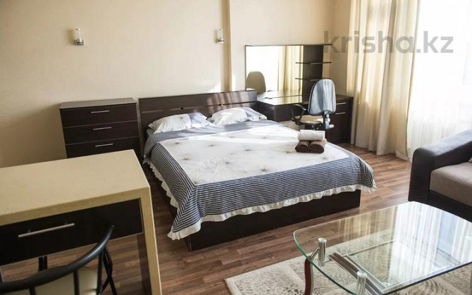 1-комнатная квартира, 37 м², 9/12 этаж посуточно, проспект Кунаева 38 Шымкент - изображение 7