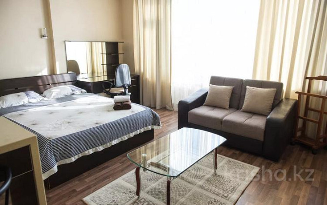 1-комнатная квартира, 37 м², 9/12 этаж посуточно, проспект Кунаева 38 Шымкент - изображение 5