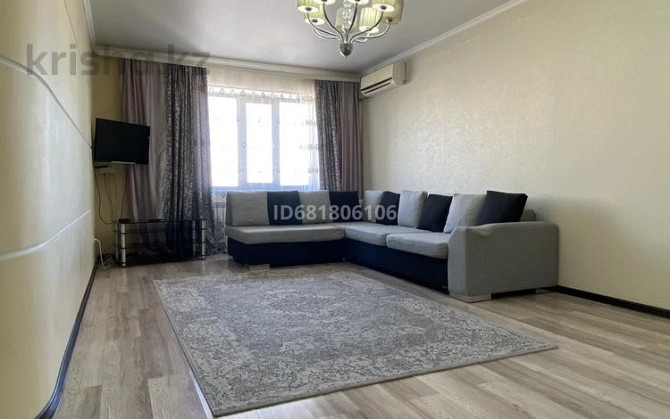2-комнатная квартира, 72 м², 9/9 этаж посуточно, мкр 5 78 — Тлепбергенова Актобе - изображение 1