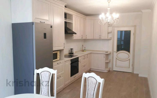 2-комнатная квартира, 80 м², 5/16 этаж посуточно, Просп. Республики 42 — Республики,Сарыарка Караганда - изображение 2