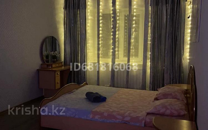 1-комнатная квартира, 50 м², 4/5 этаж посуточно, мкр. Батыс-2, Санкибай батыра 38в Актобе - изображение 3