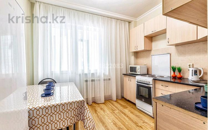 2-комнатная квартира, 67 м², 4/14 этаж посуточно, Сараишык 5е — Кабанбай батыра Astana - photo 4