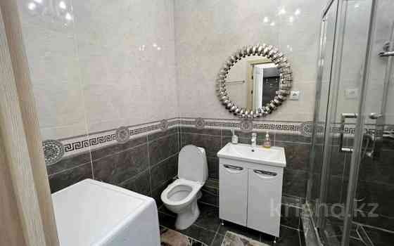 2-комнатная квартира, 40 м², 12/15 этаж посуточно, Абая 109а Almaty