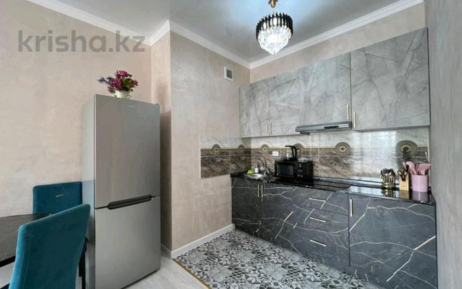 2-комнатная квартира, 40 м², 12/15 этаж посуточно, Абая 109а Almaty - photo 7